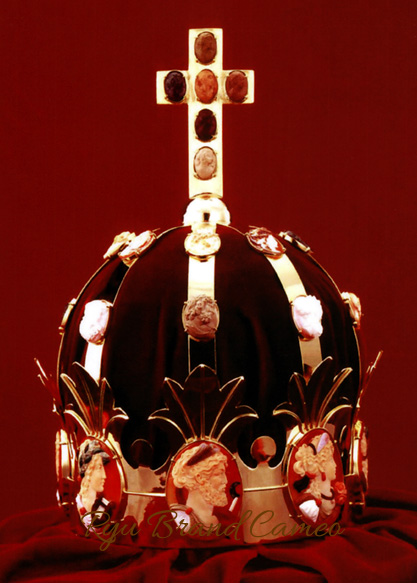 ナポレオンが戴冠式に冠したカメオの王冠